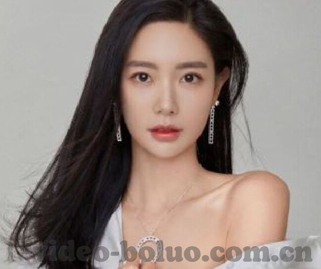 人妻15p-爱的细腻篇章，人妻的15个温暖瞬间